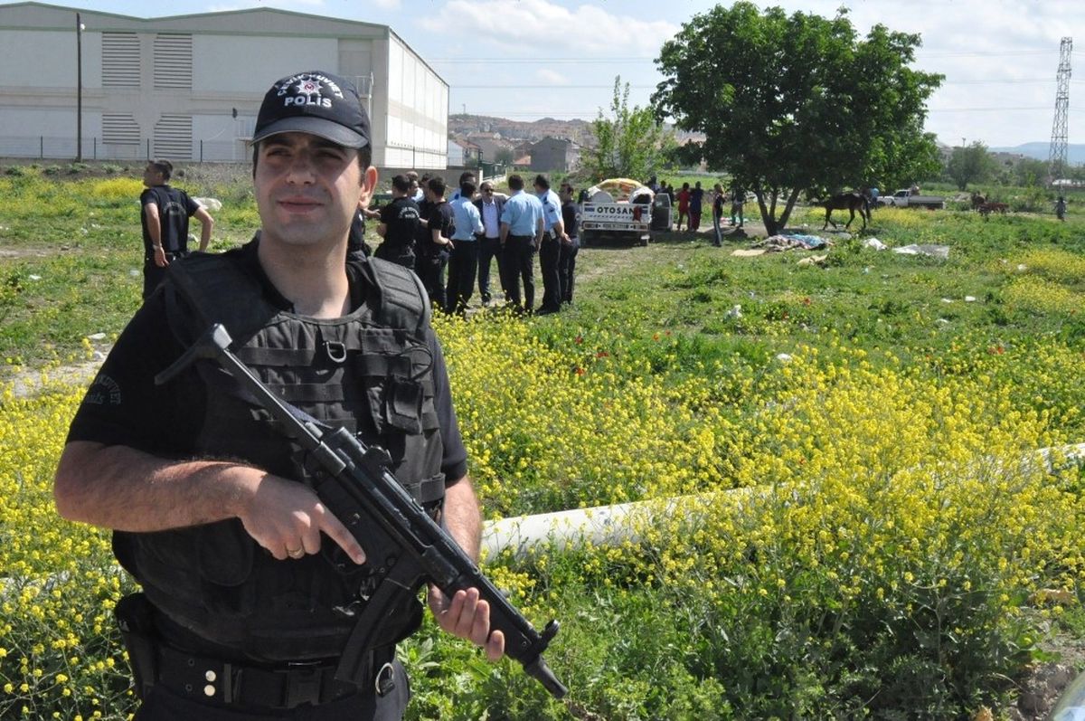 İnegöl\'de Çadır Operasyonu