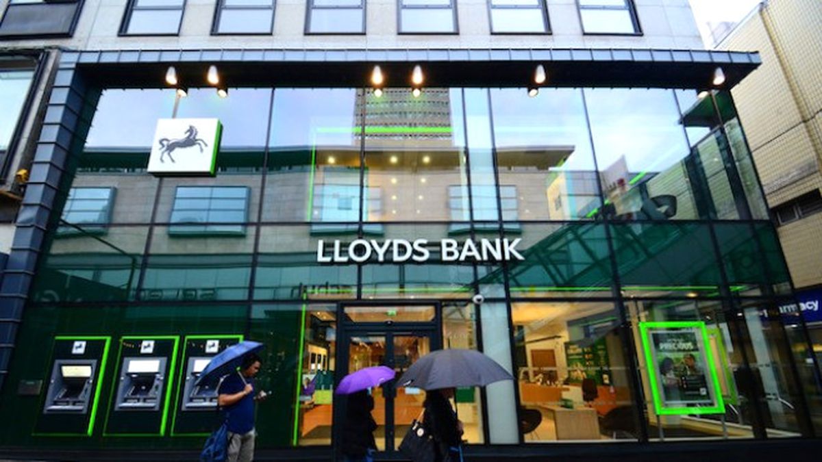 İngiliz Hükümeti Lloyds Hisselerini Sıfırladı