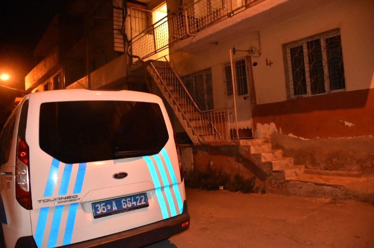 İzmir\'de Şüpheli Ölüm