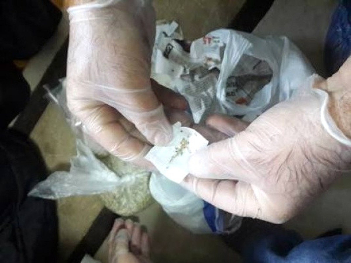 Jandarma 50 Gram Esrar Ele Geçirdi