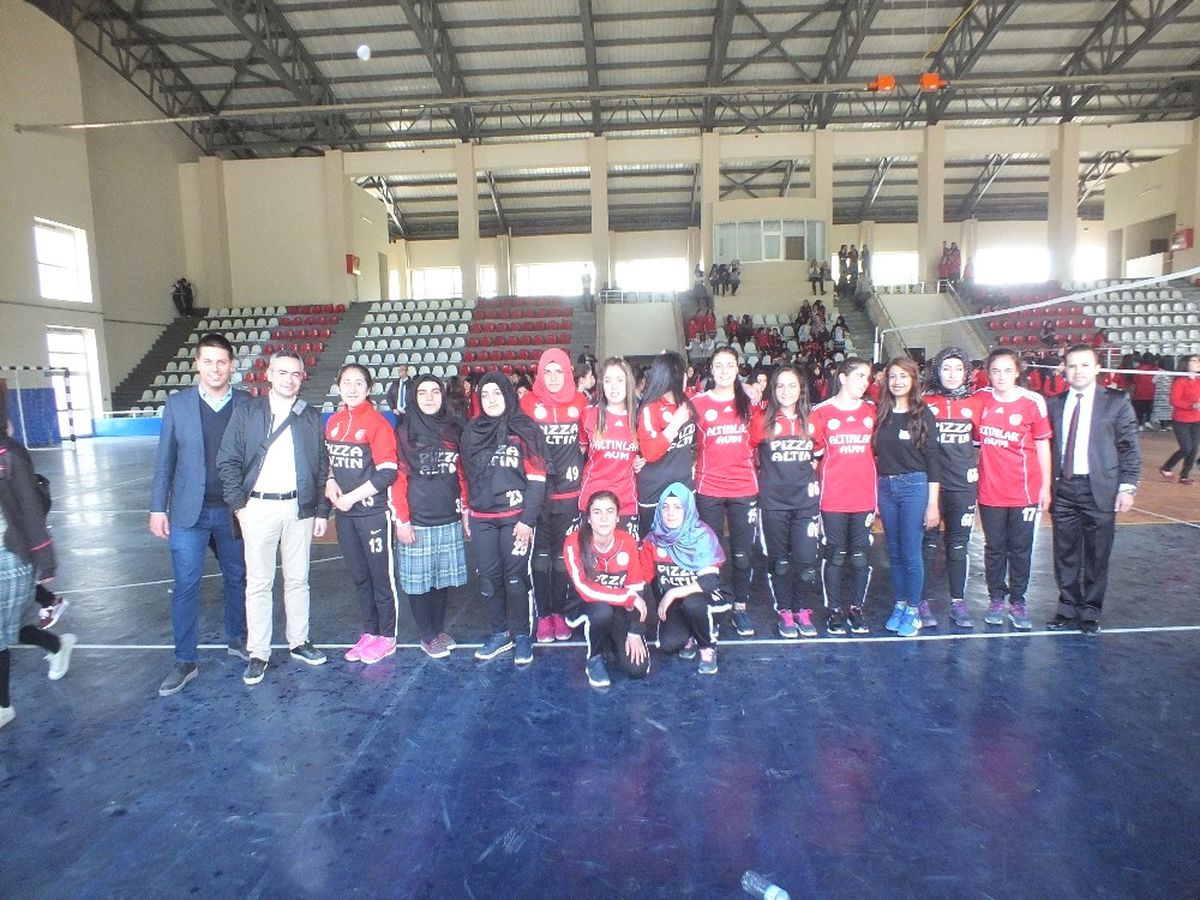 Malazgirt\'te Voleybol Turnuvası
