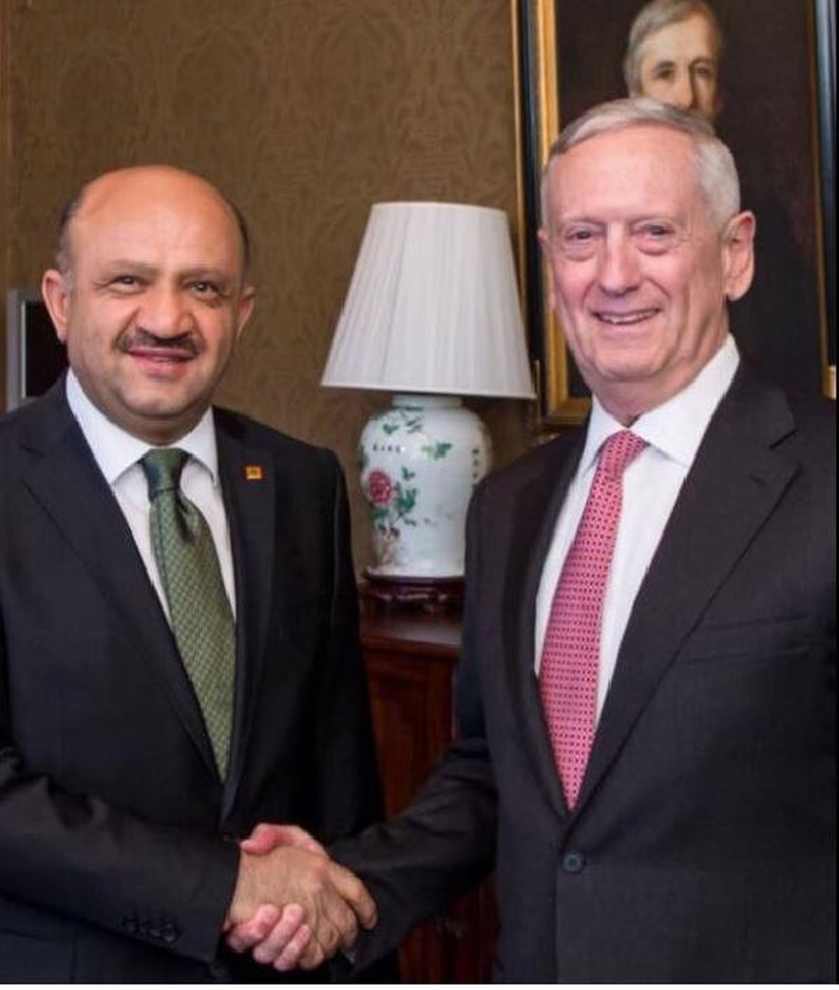 Milli Savunma Bakanı Fikri Işık, ABD\'li Mevkidaşı Mattis ile Görüştü