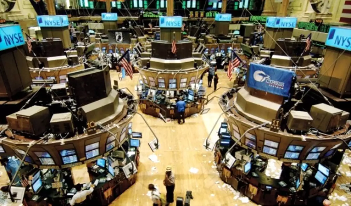 New York Borsası Son 8 Ayın En Sert Düşüşünü Kaydetti