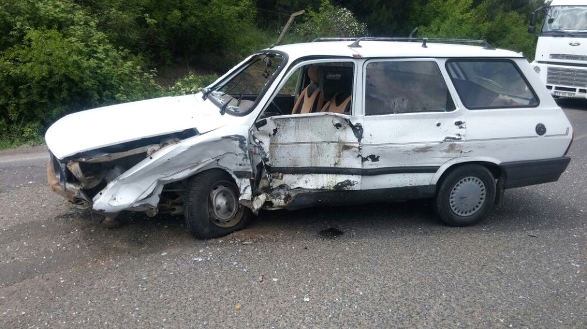 Tekirdağ\'da Trafik Kazası: 2 Yaralı
