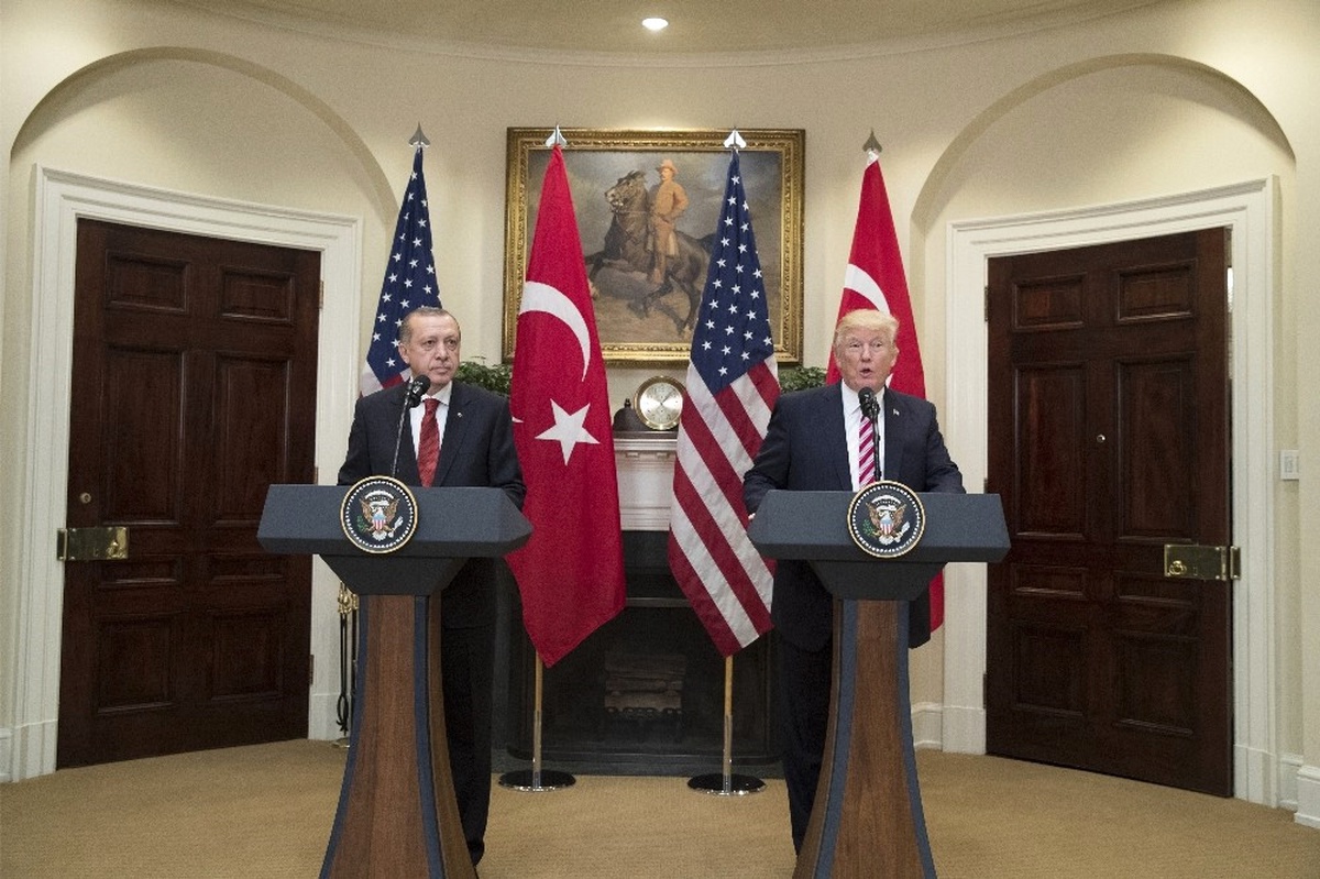 Trump: "Türkiye\'yi PKK ve Deaş\'a Karşı Destekliyoruz"