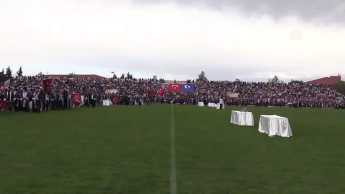 Uşak Üniversitesinde Mezuniyet Töreni