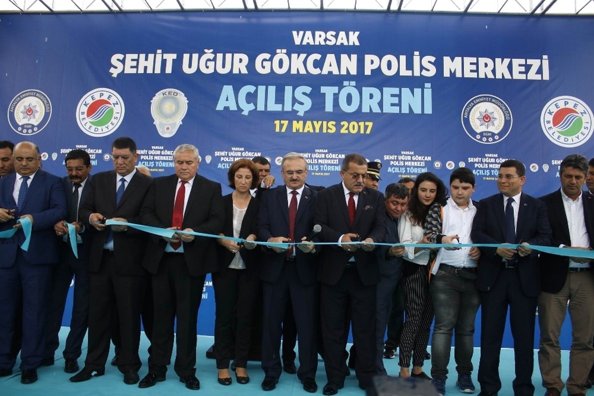 Varsak Şehit Uğur Gökcan Polis Merkez Amirliği Açıldı