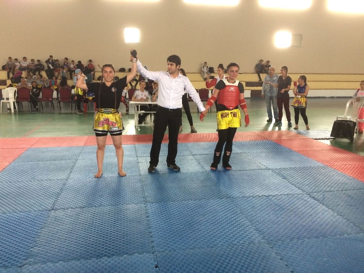 Ahmetli\'de Muay Thai Şöleni