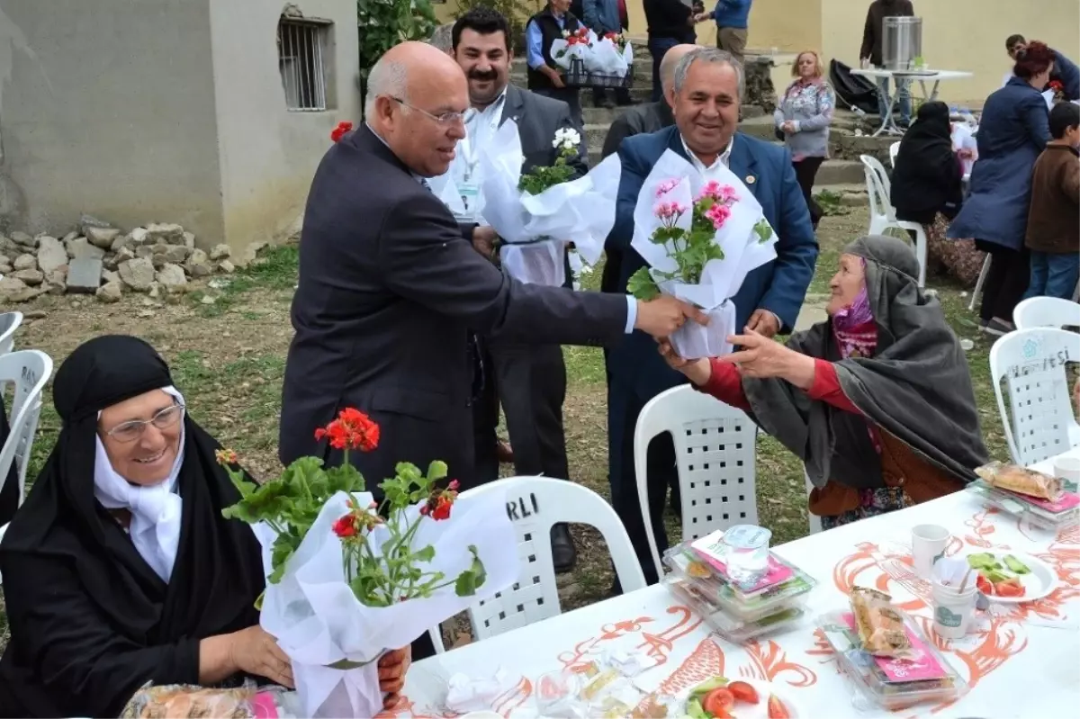 Anneler Günü Kahvaltıları Yenice Mahallesi ile Devam Etti