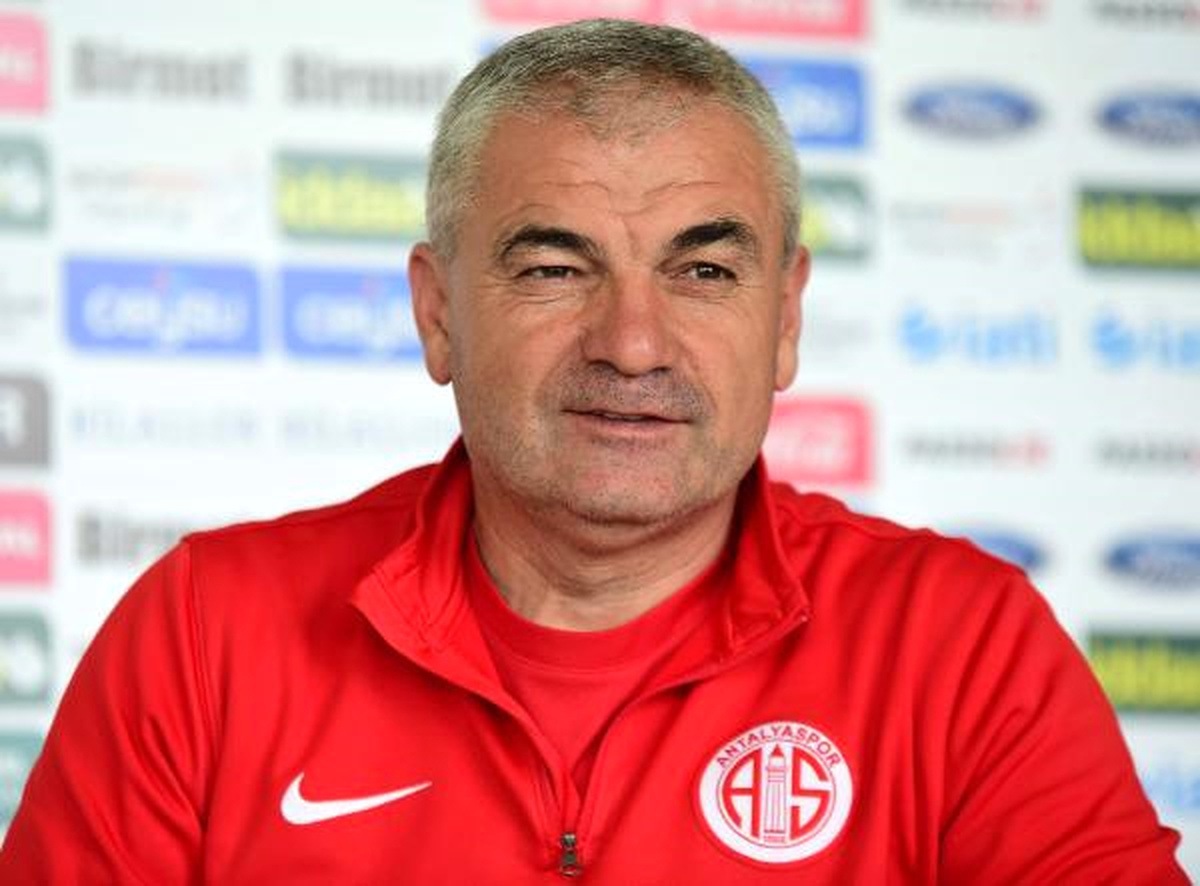 Antalyaspor Teknik Direktörü Çalımbay: "Amacımız Avrupa\'ya Gitmek"