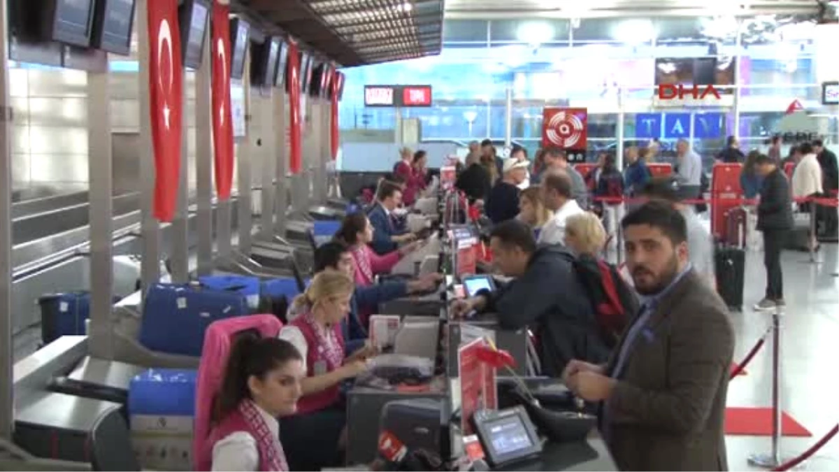 Atatürk Havalimanı\'nda Tatil Yoğunluğu