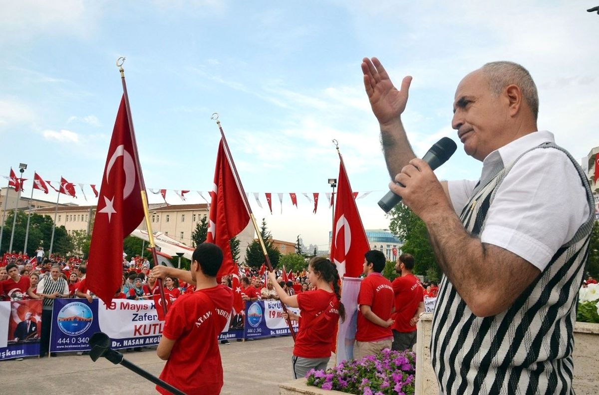 Başkan Akgün: "19 Mayıs 1919 Türk Ulusunun Yeniden Doğuşudur"