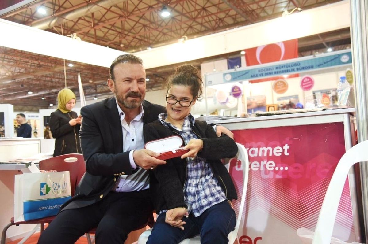 Başkan Doğan, Engelli Gülşah\'ın Davetini Kırmadı
