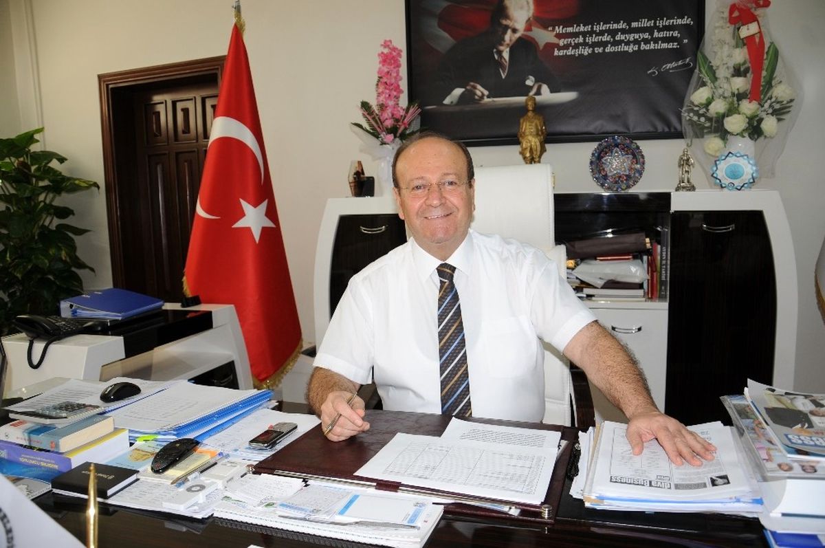 Başkan Özakcan\'ın 19 Mayıs Gençlik ve Spor Bayramı Mesajı
