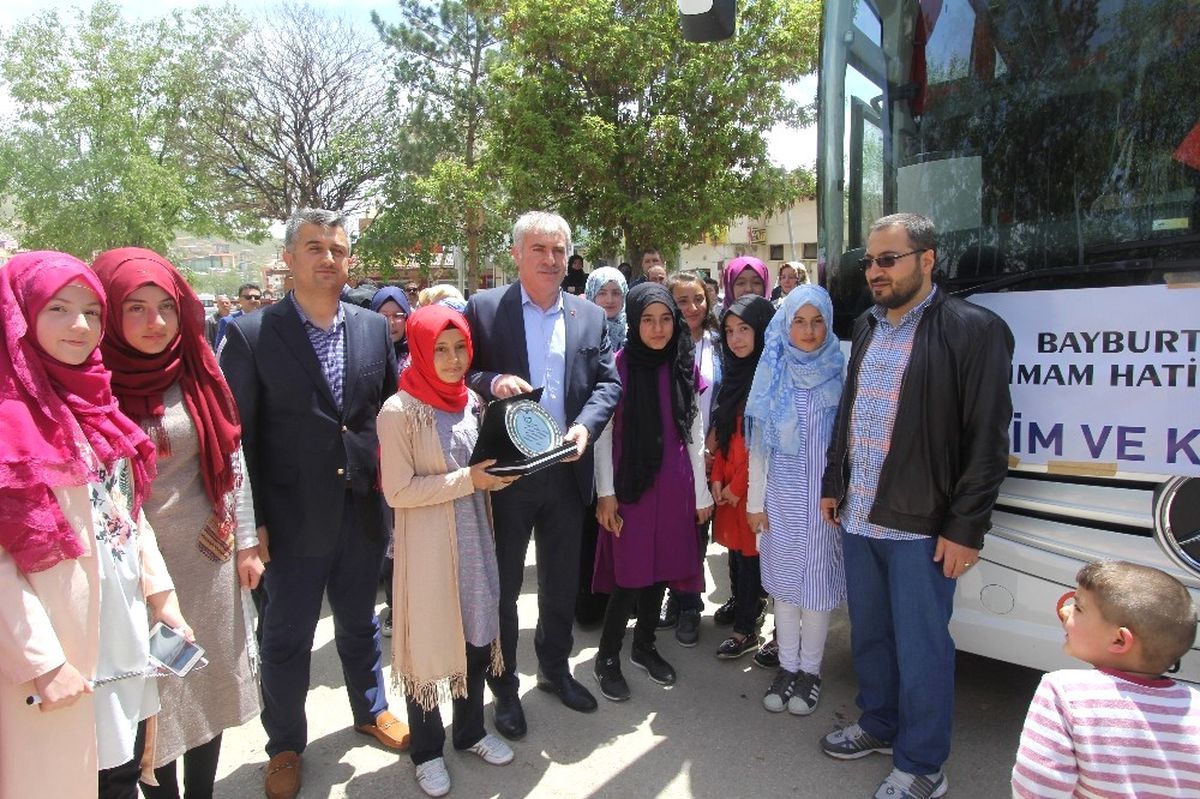 Bayburt Belediyesi Torunları Ecdadıyla Buluşturuyor