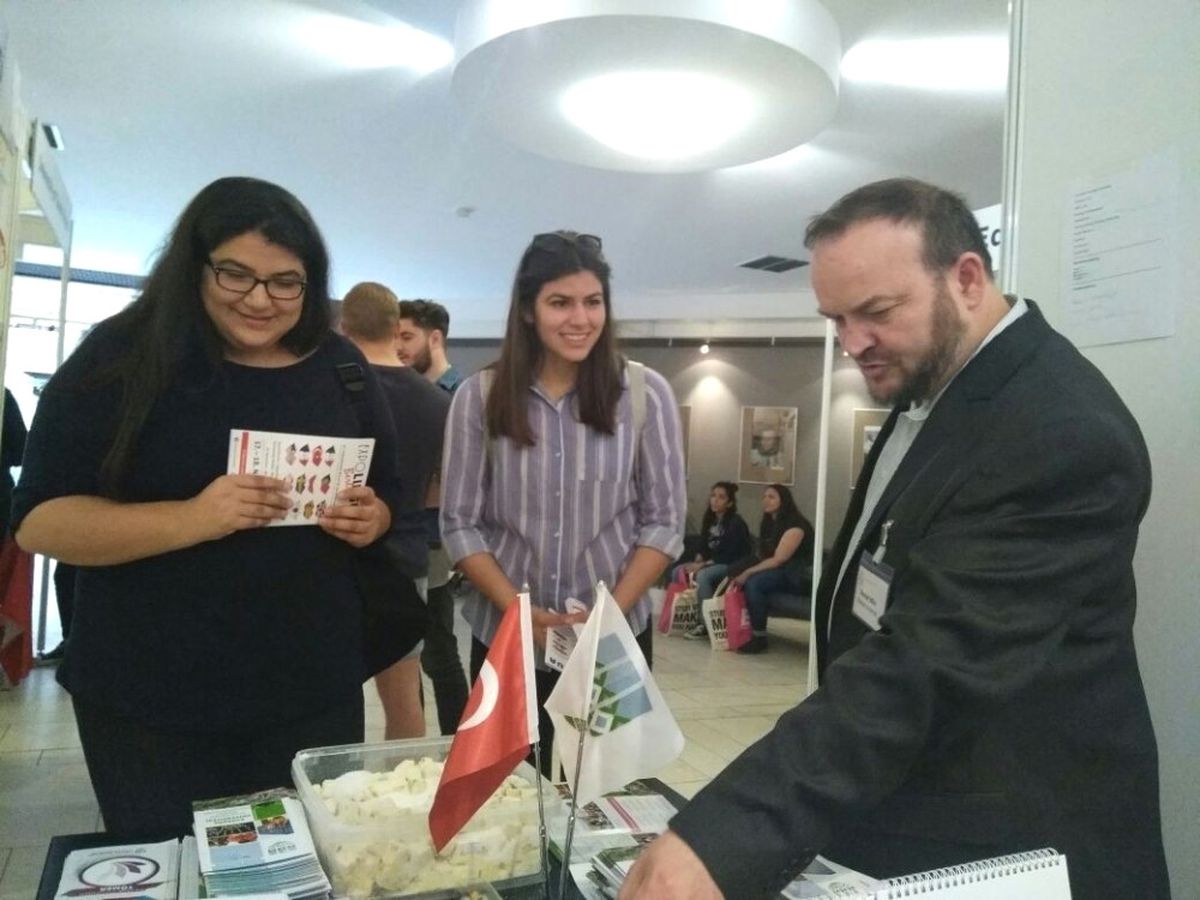 Berlin Eğitim Fuarı\'nda Karabük Üniversitesi\'ne Yoğun İlgi
