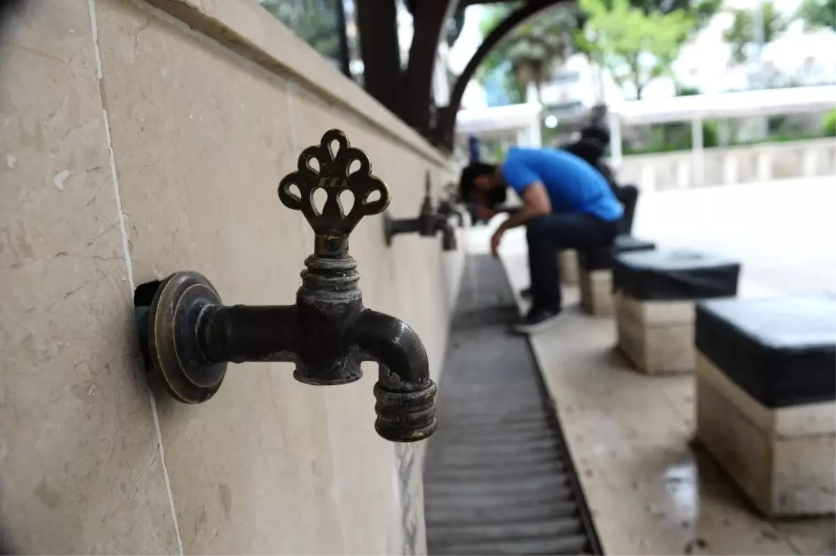 Bursa\'da \'Su\' Sızmıyor