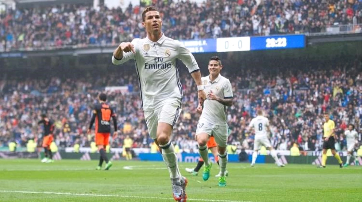 Cristiano Ronaldo, Real Madrid\'i Zirveye Taşıdı