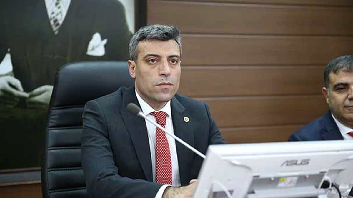 Dha Ankara- CHP\'li Öztürk Yılmaz: Türkiye Bir Yol Bulup Muhaliflerle Esad\'ı Barıştırması Gerekir