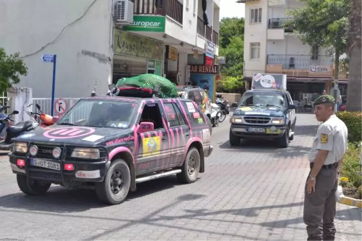 Doğu-Batı Dostluk ve Barış Rallisi Dalyan Etabı Start Aldı