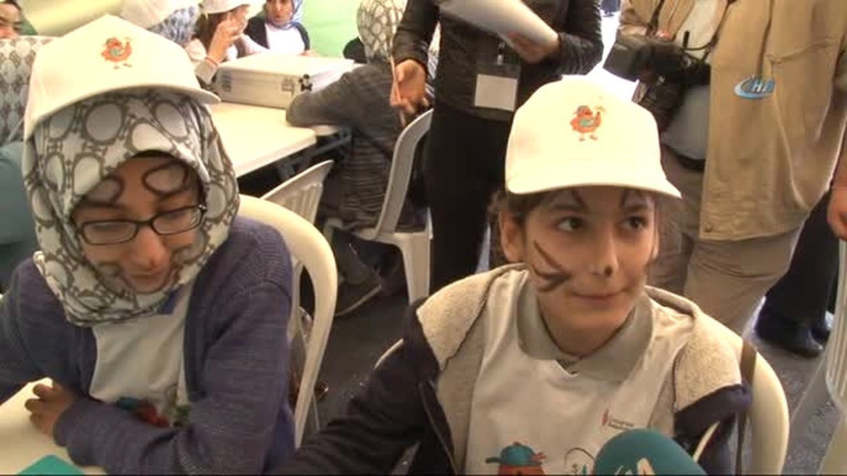 Dünya Çevre Günü\'nde Çevreye Duyarlı Aletler Yaptılar