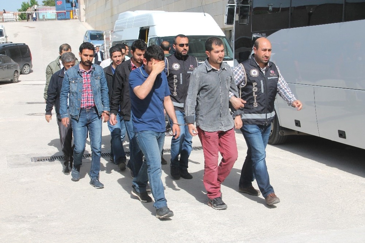Elazığ\'daki Fetö Operasyonunda 7 Tutuklama