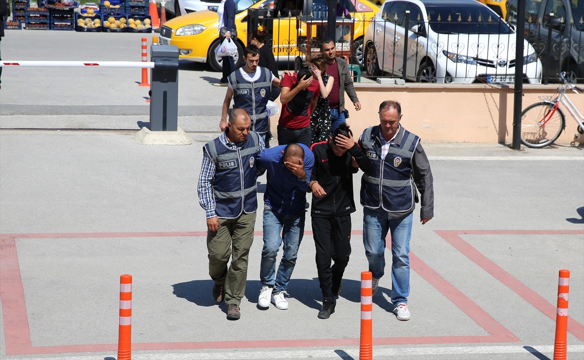 Güncelleme - Açıkgöz Çocuk Dolandırıcıları Yakalattı