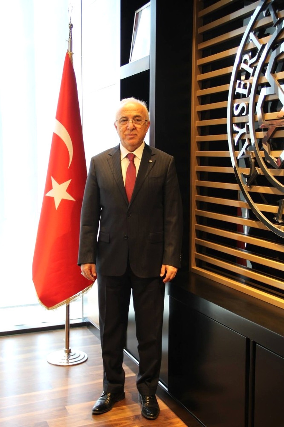 Hiçyılmaz: "Cumhuriyetin Gençlere Emanet Edilmesi, Onlara Duyulan Güvenin Göstergesidir"