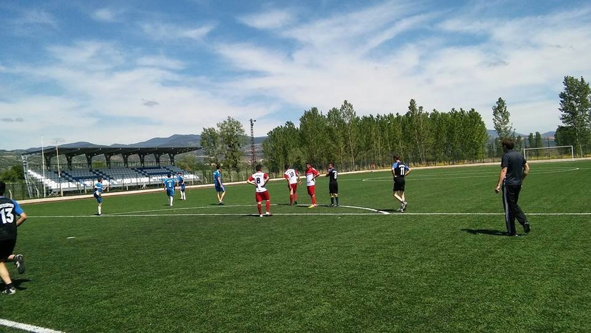 Hisarcık\'ta Liseler Arası Futbol Turnuvası