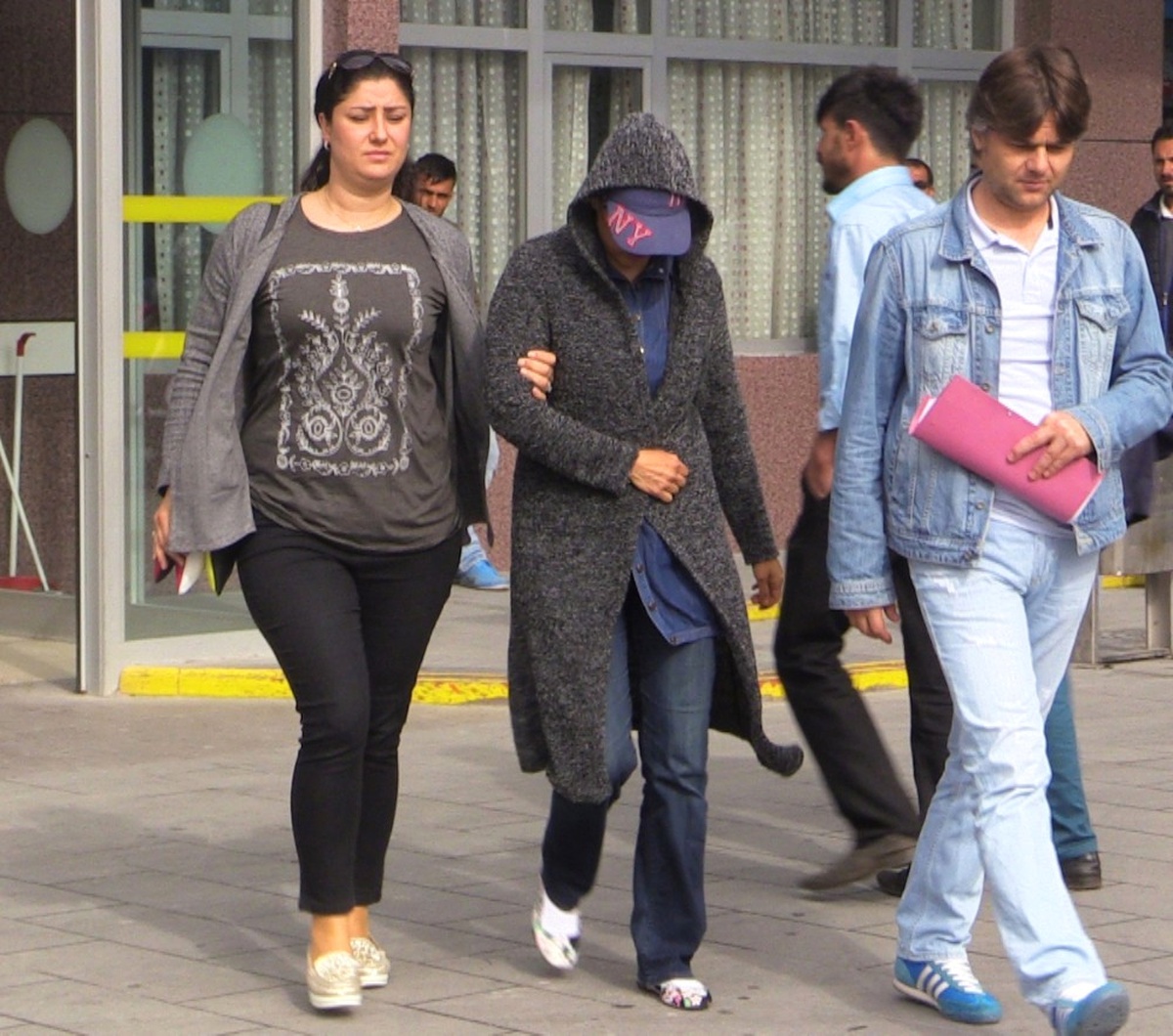 Kapatılan Mevlana Üniversitesi Çalışanlarına Fetö Operasyonu: 20 Gözaltı