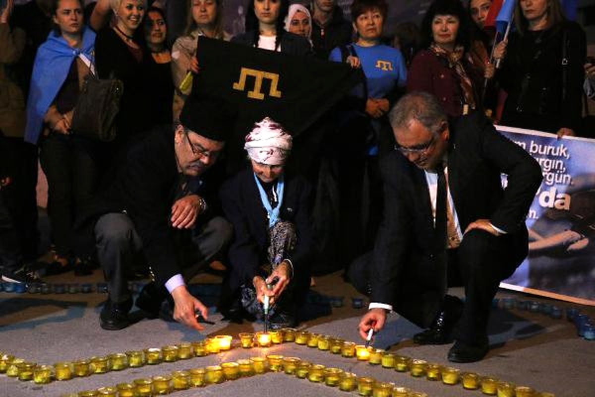 Kırım Tatar Türkleri, Sürgünün 73\'üncü Yılında Anma Töreni Yaptı