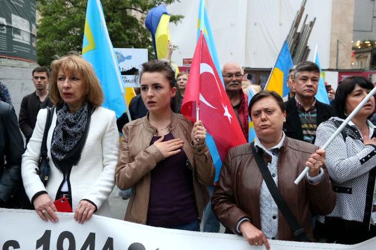 Kırım Tatar Türkleri, Sürgünün 73\'üncü Yılında Anma Töreni Yaptı