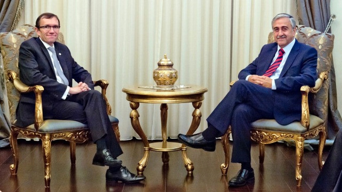 KKTC Cumhurbaşkanı Akıncı BM Genel Sekreteri\'nin Kıbrıs Özel Danışmanı\'nı Kabul Etti