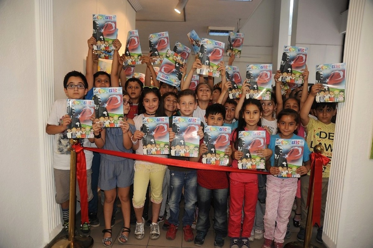 Kültür Merkezi Öğrencilerinin Yılsonu Sergisi Beğeni Topladı