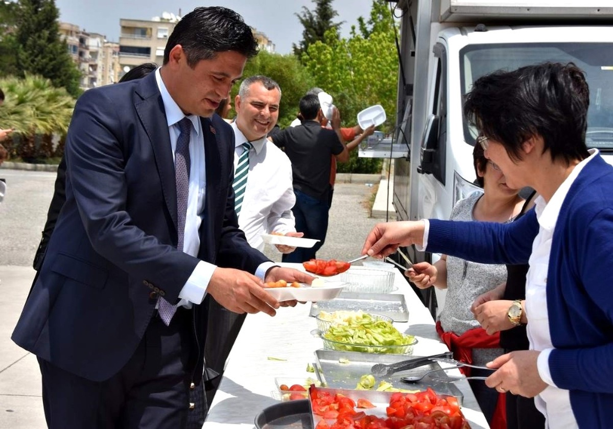 Lise Öğrencilerinden \'Lokma Şenliği\'