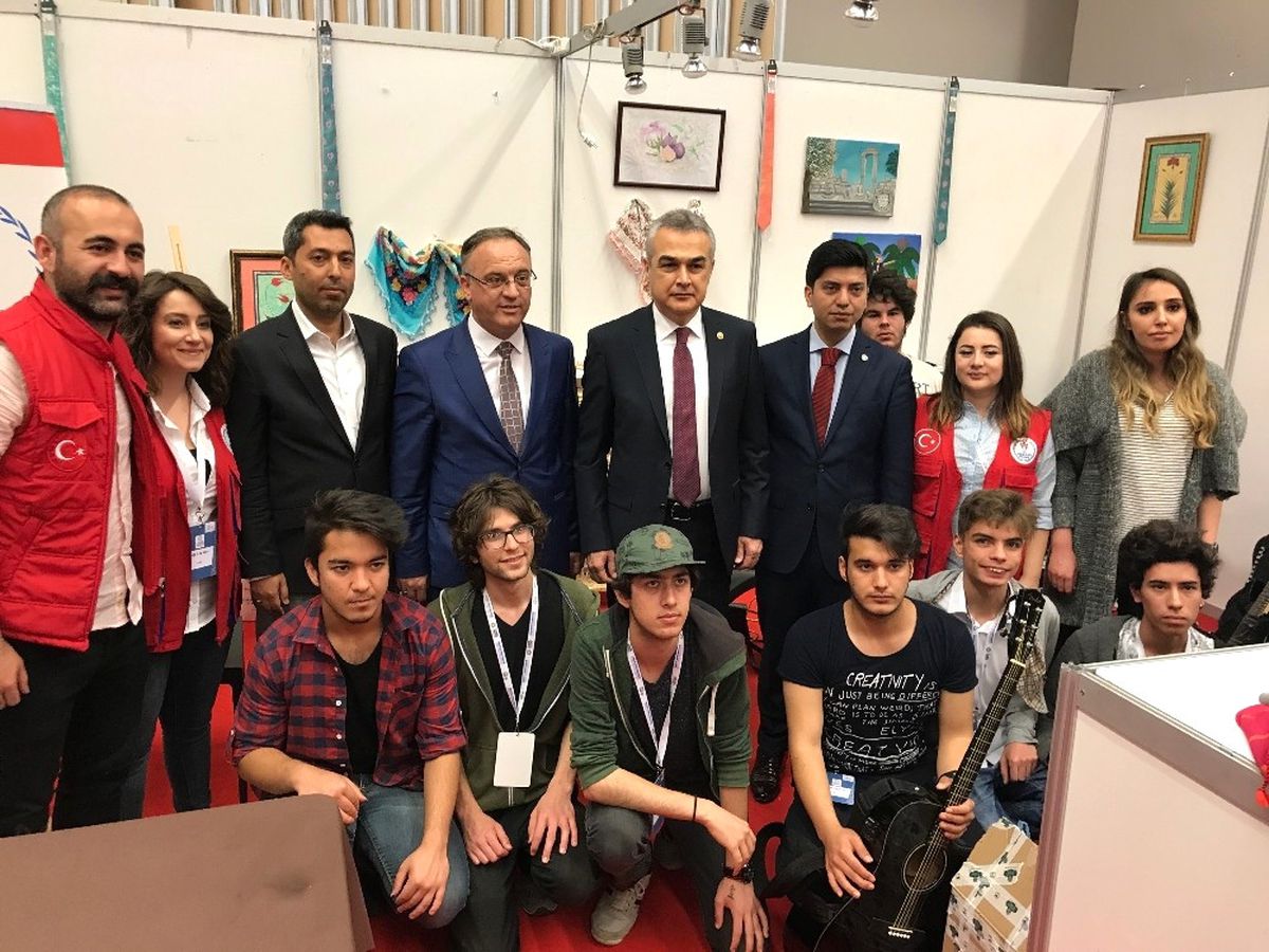 Mustafa Savaş, Ankara\'da Aydın Gençlik Merkezi Heyetini Ziyaret Etti