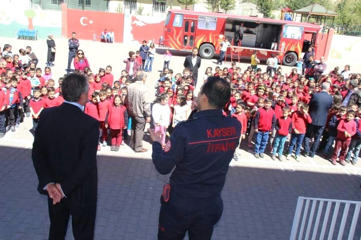 Okullarda \'Yangın\' Eğitimi