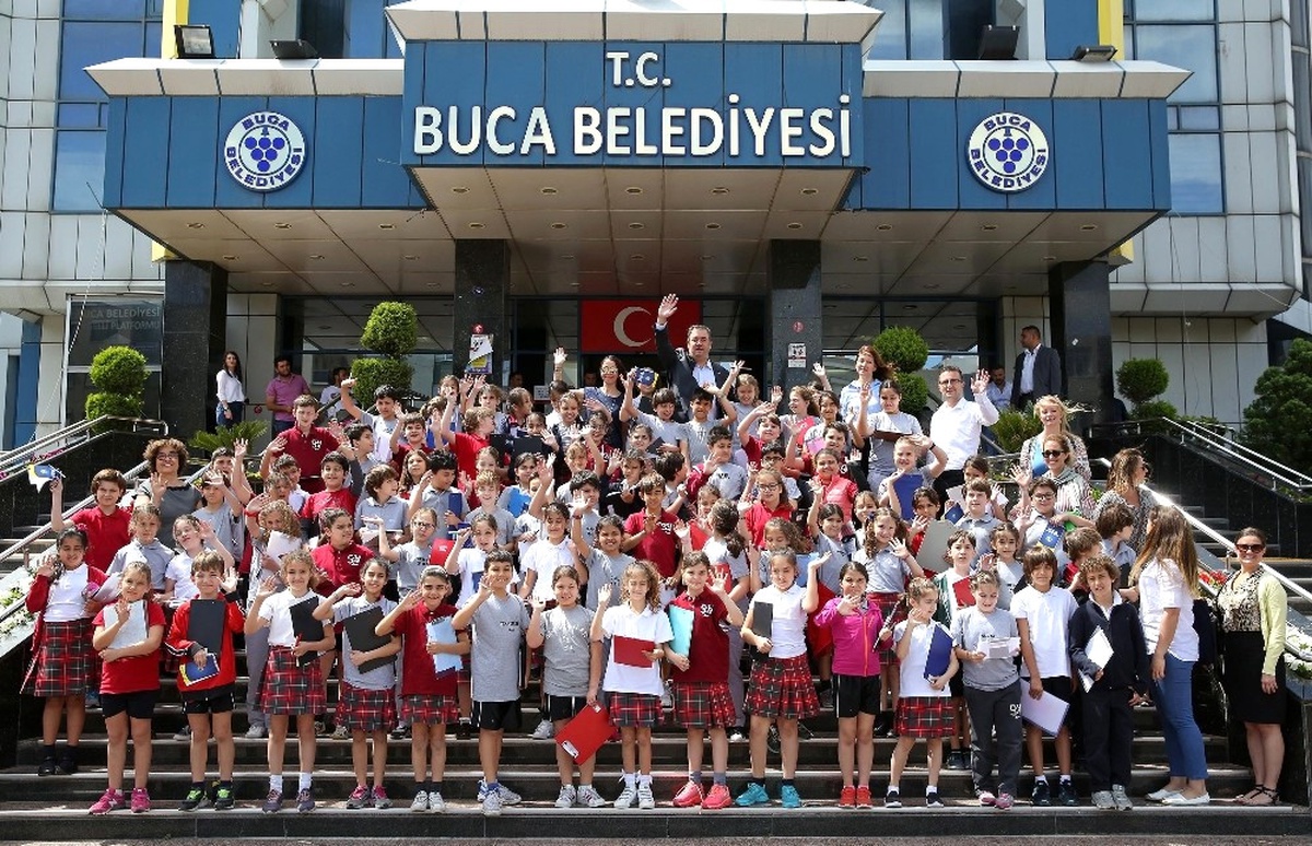 Piriştina Öğrencilere Belediyeciliği Anlattı