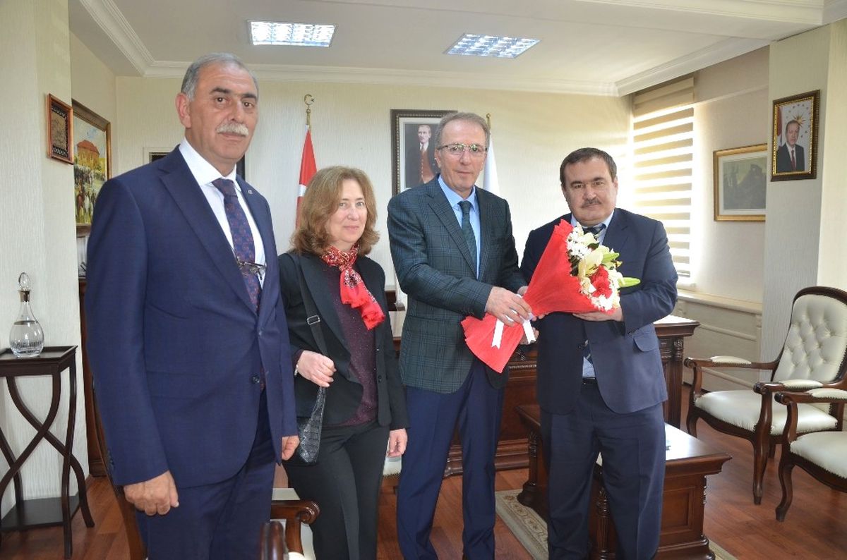 Rektör Uzun\'a Yeni Ziyaretler