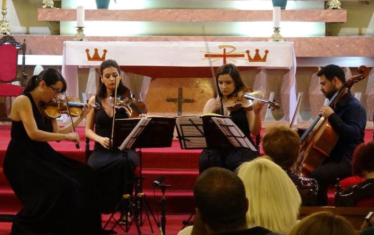 Saygun Quartet, Büyüledi