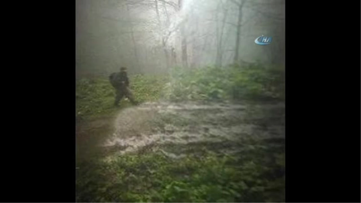 Teröristler Ormanlık Alanda Fotokapana Yakalandı