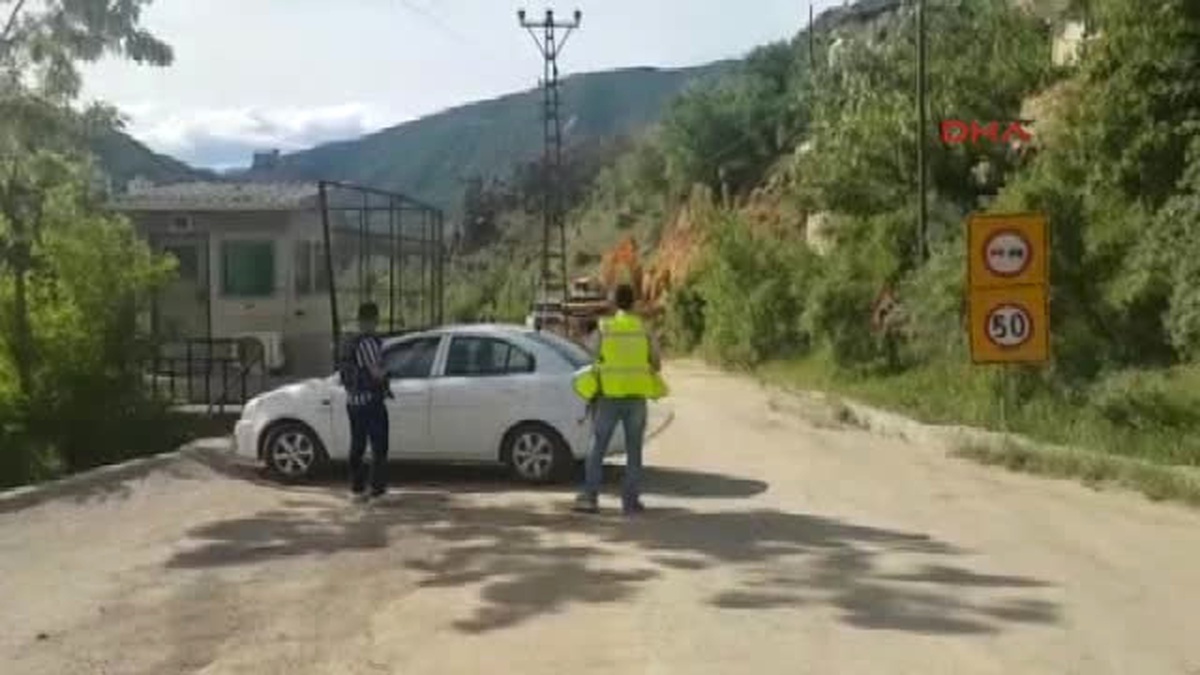 Tunceli\'de PKK\'lı \'Canlı Bomba\' Polisle Girdiği Çatışmada Öldü (2)