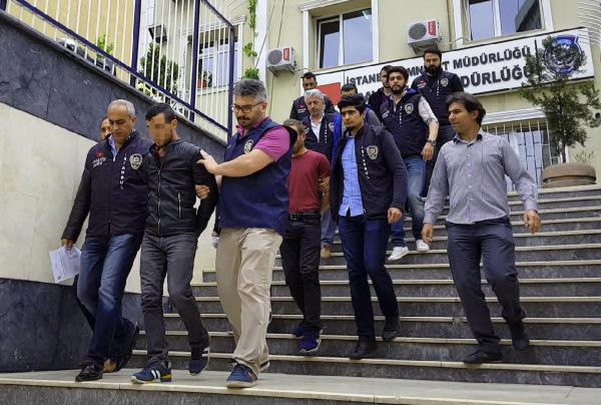 Yakıtı Biten Otomobili İtmeye Yardım Etmeme Tartışması Cinayetle Bitti