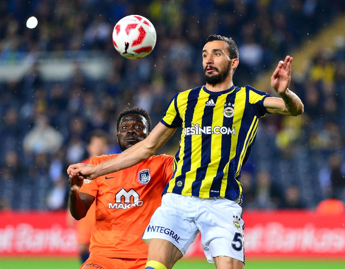 Yeni Sağ Bek Mehmet Topal