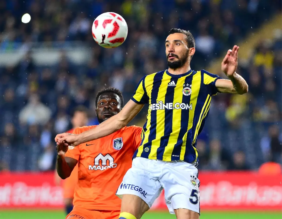 Yeni Sağ Bek Mehmet Topal