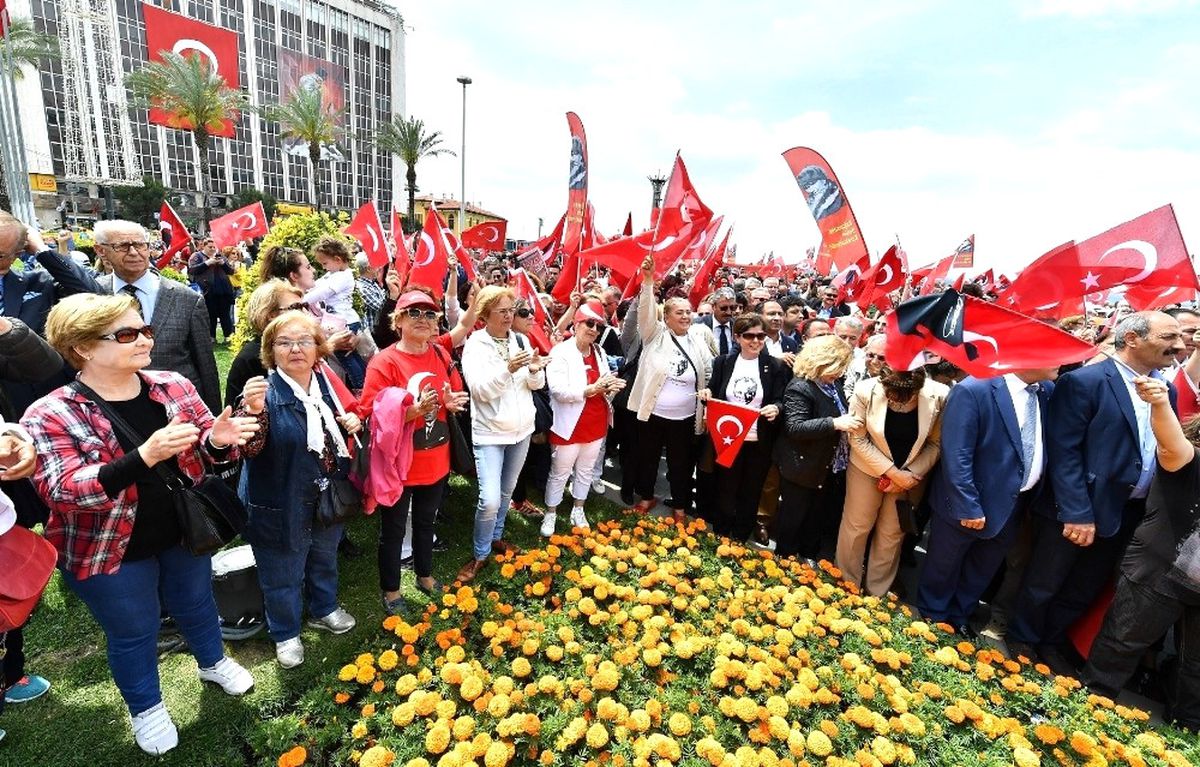 19 Mayıs\'a "Halk Kutlaması"