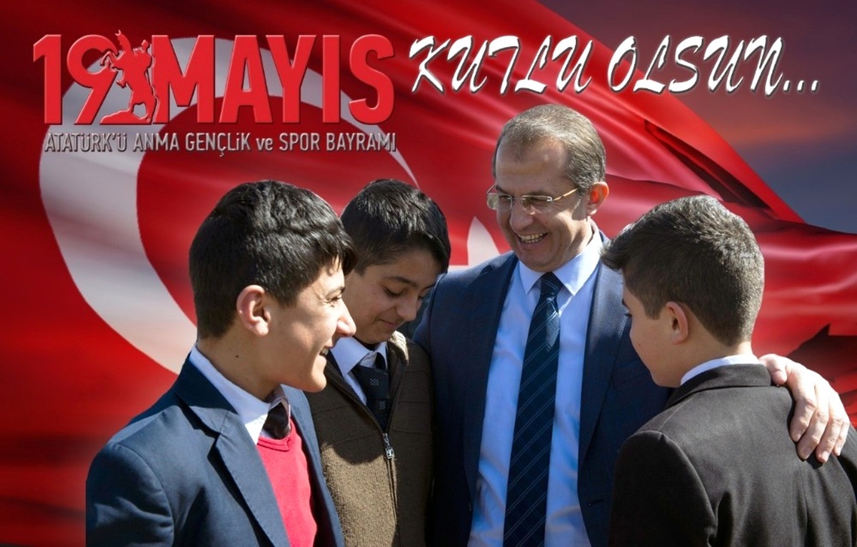 19 Mayıs Atatürk\'ü Anma, Gençlik ve Spor Bayramı Mesajları