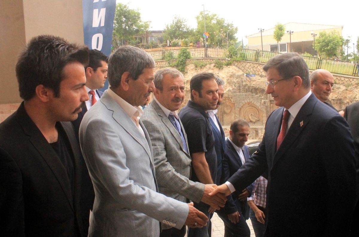 Ahmet Davutoğlu: "Mardin\'e Her Geldiğimde Kardeşlik ve Huzur Gördüm"