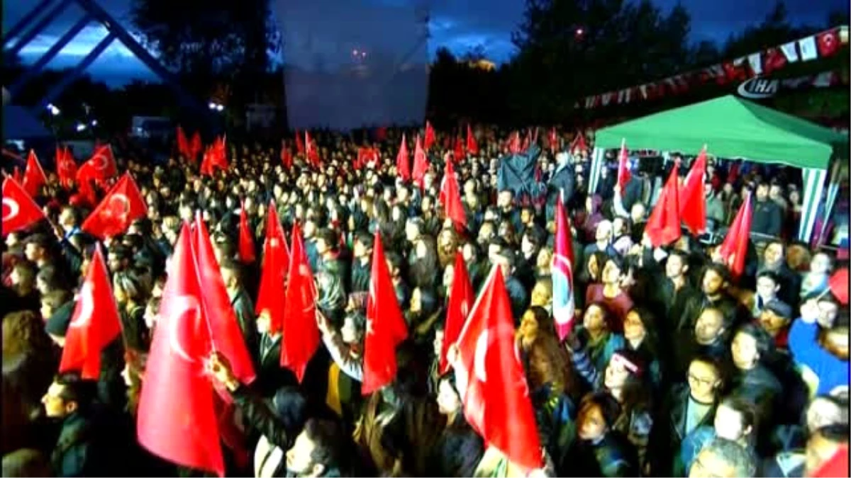 Ankaralılar 19 Mayıs\'ı Funda Arar\'la Kutladı