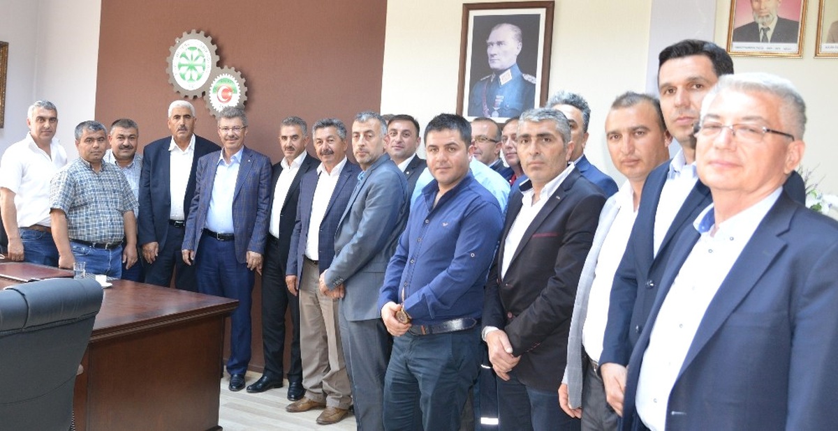 Başkan Akay Şeker-İş Sendikası\'nı Ziyaret Eti